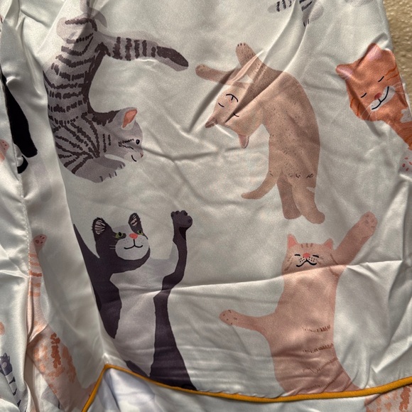 Cat pajamas set button down shirt & elastic waist shorts, size large NWT - Picture 10 of 12